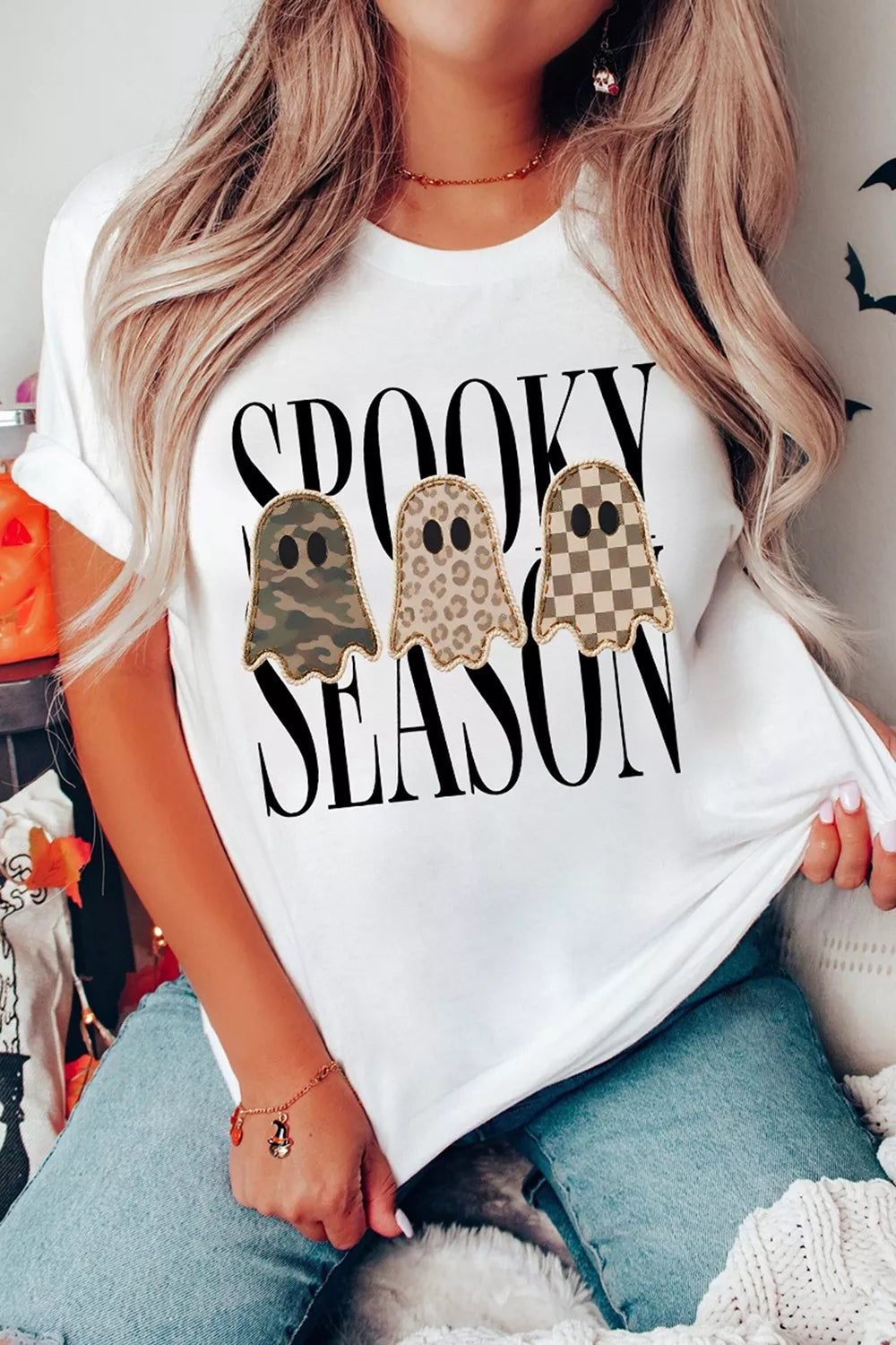 Women's white spooky ghost graphic Halloween short sleeve T-shirt