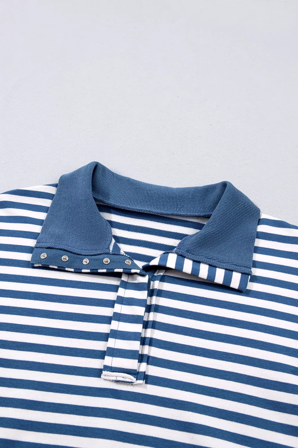 Trendsi Stripe Color Block Trim Raw Seam Split Hem Loose Sweatshirt -