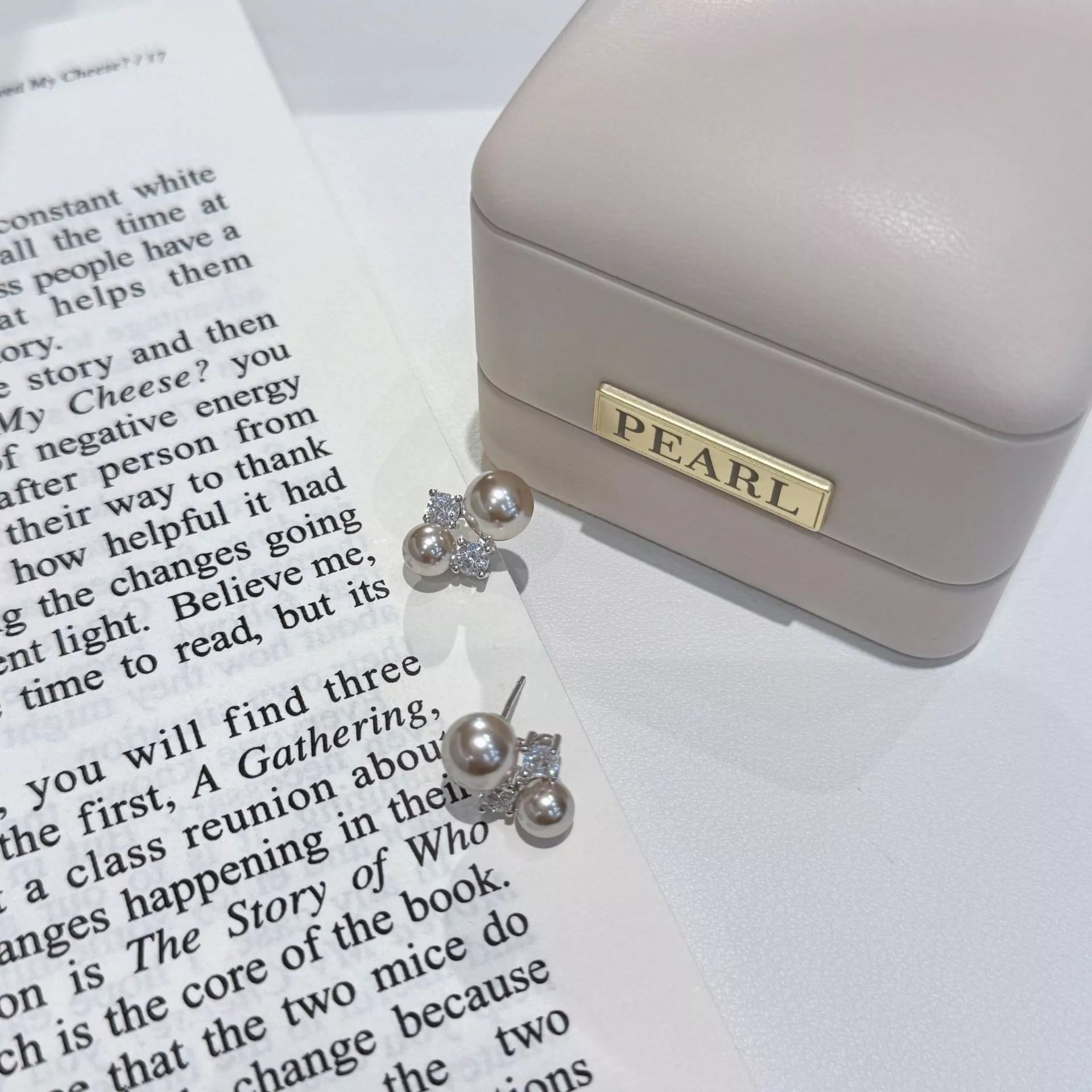 Trendsi Pearl Stud Earrings -