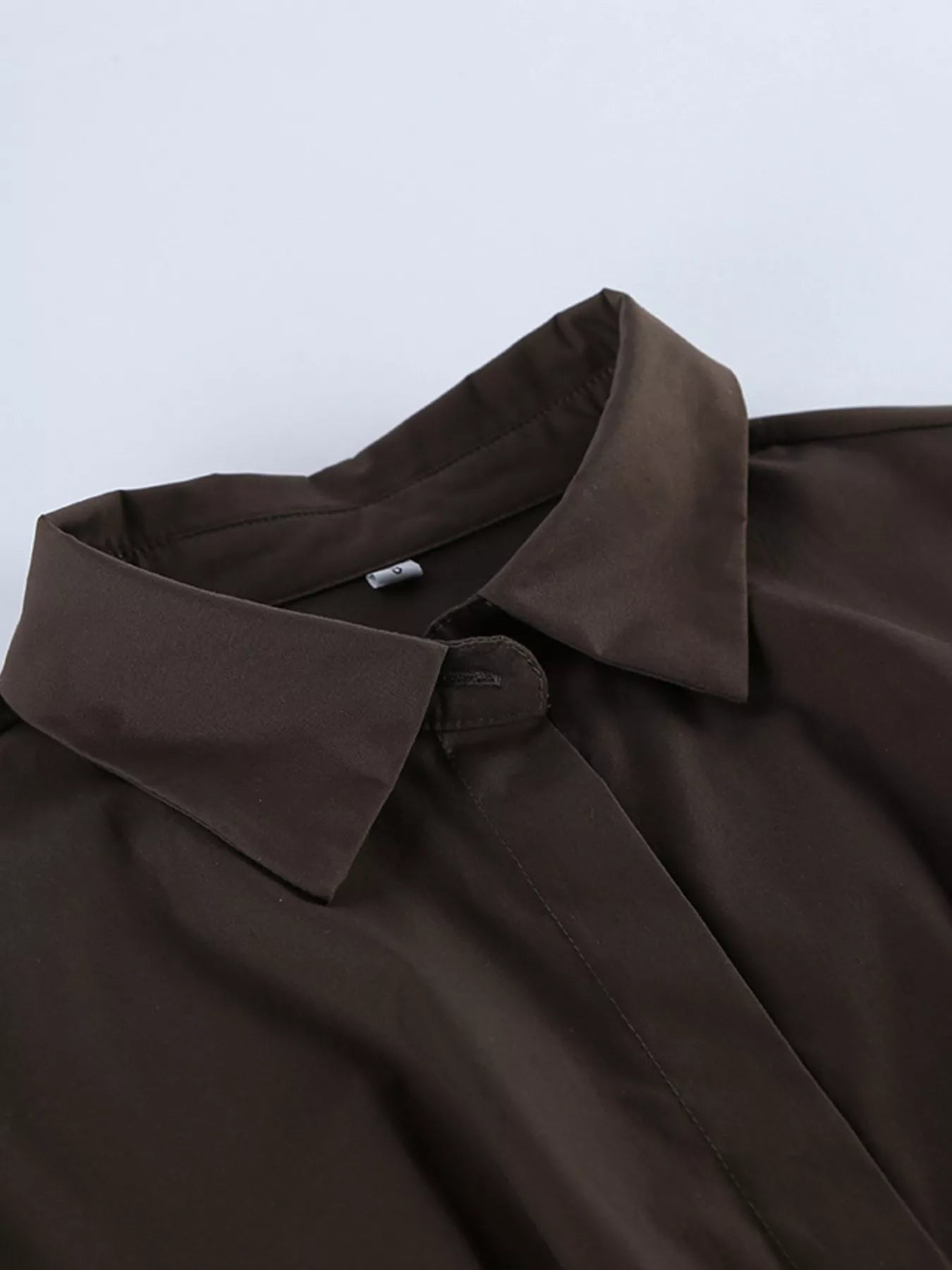 Trendsi Slim-Fit Ruched Waist Shirt -