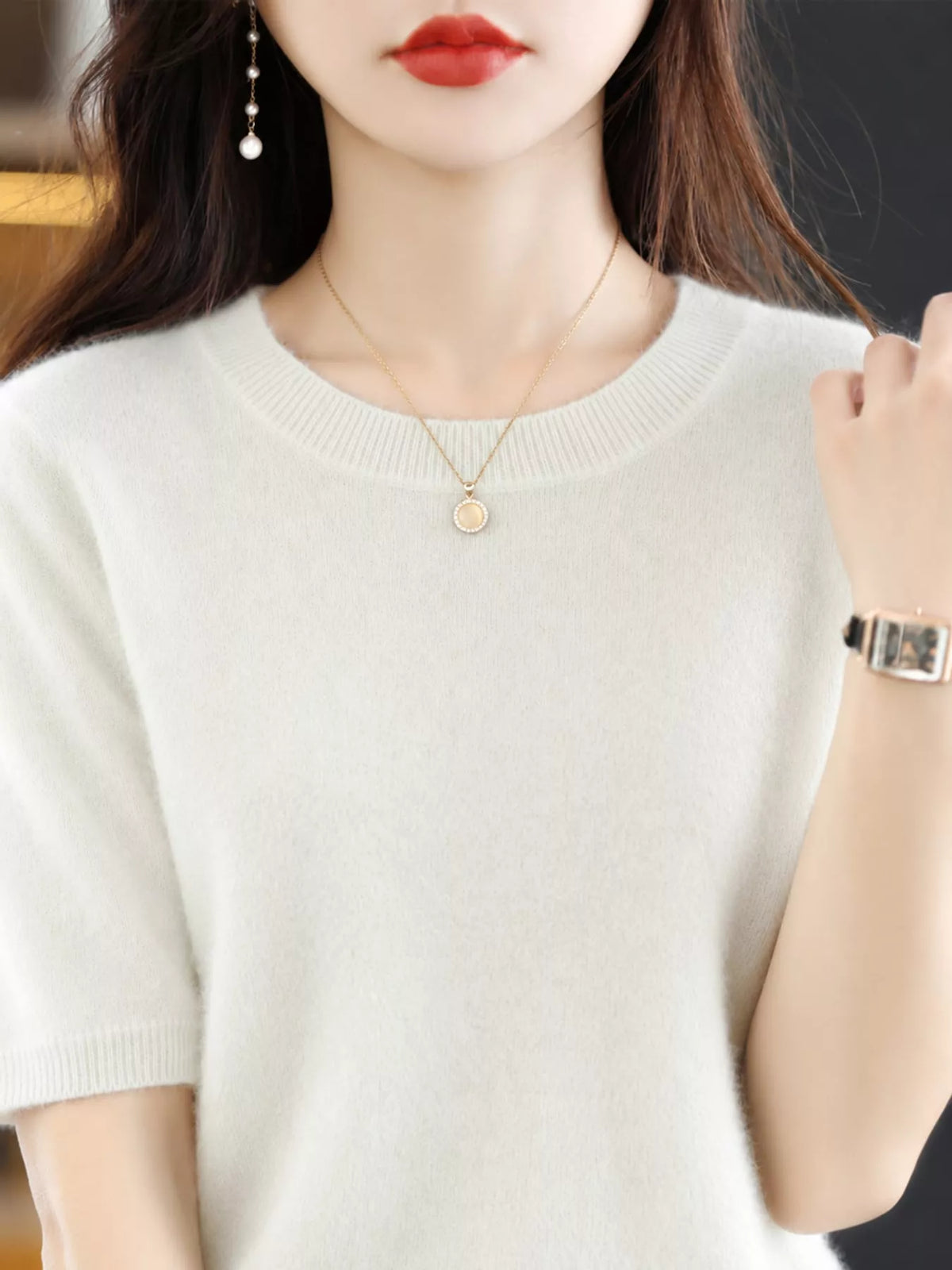 Ivory round neck short sleeve sweater