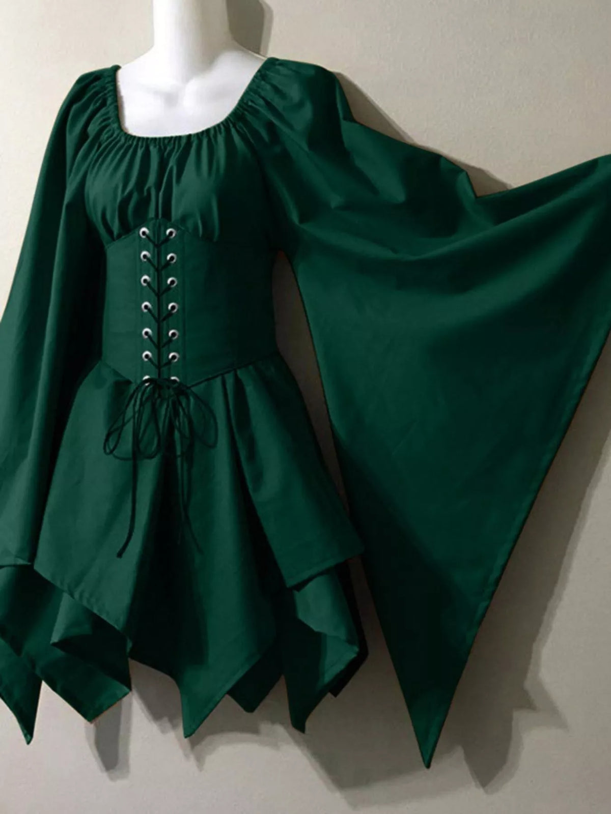Lace-up asymmetric dress, green front