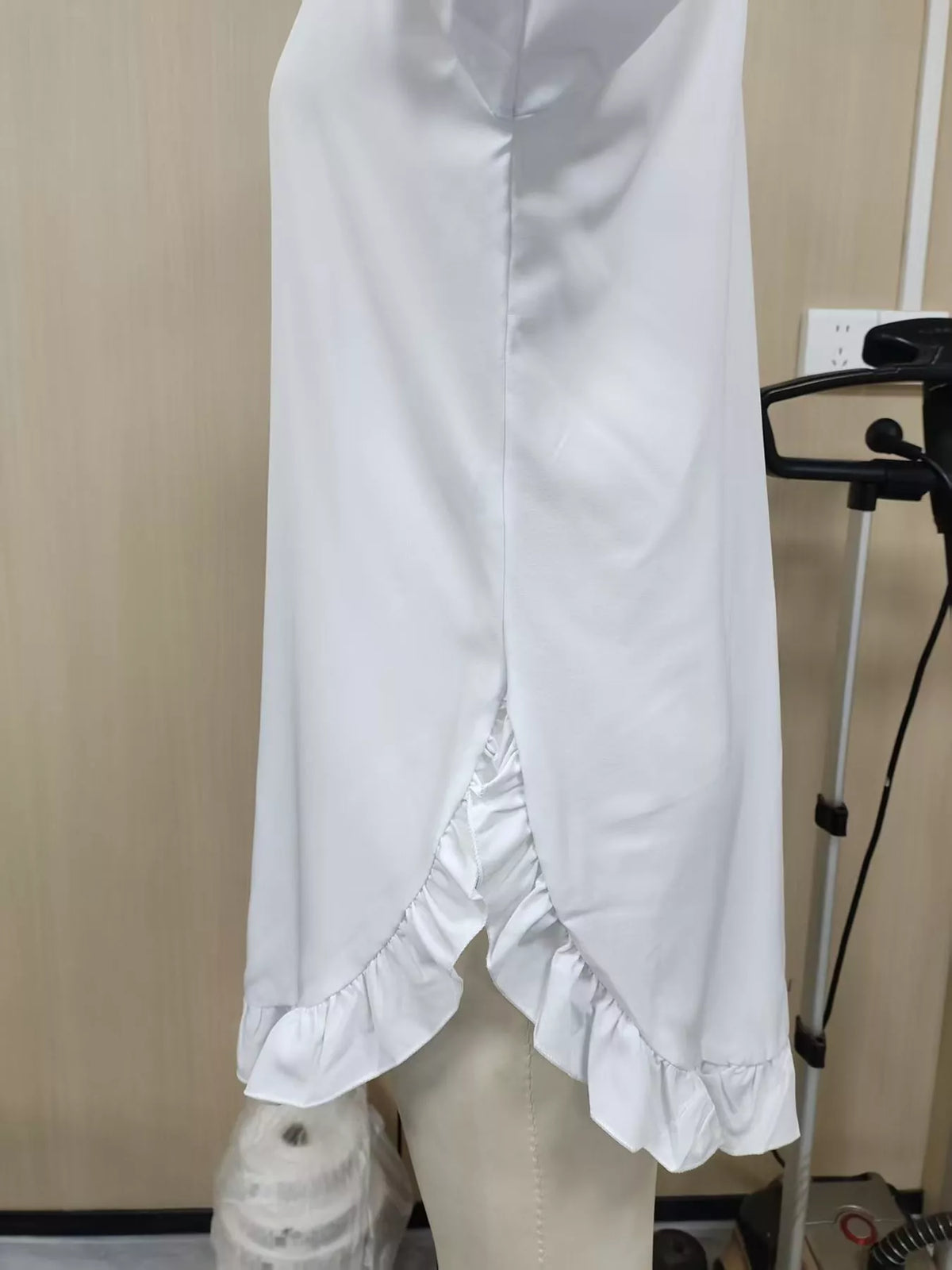 Long-sleeve shirt, garment detail