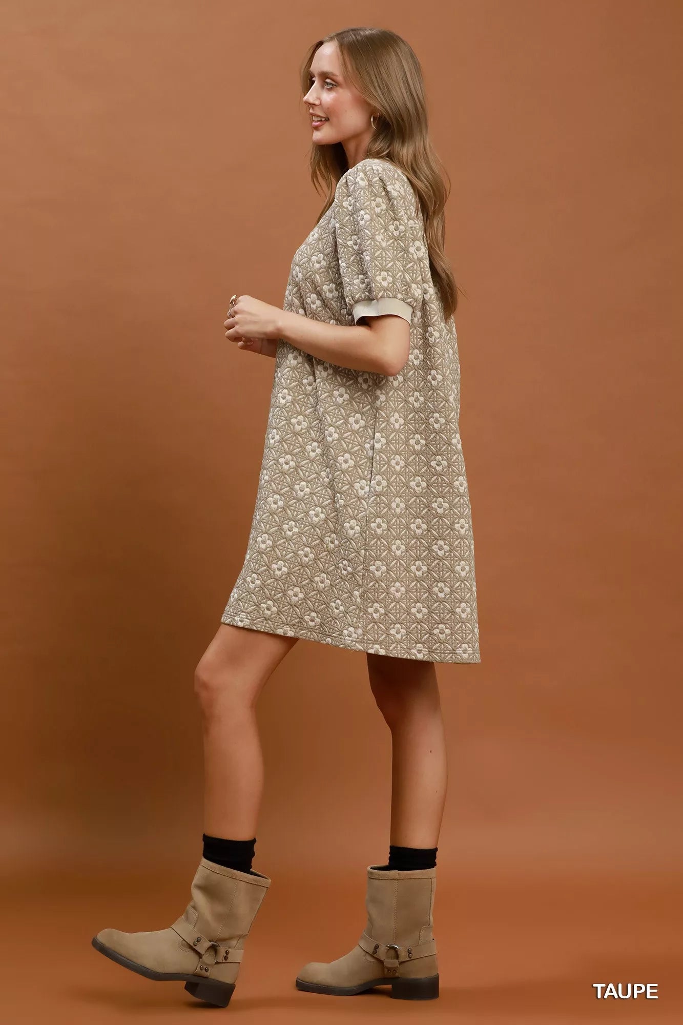 Women's apparel – product view 2