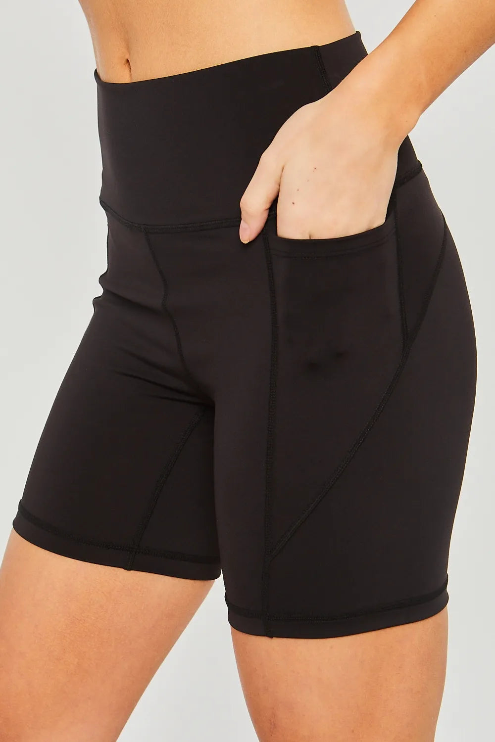 Women's shorts – product view 1