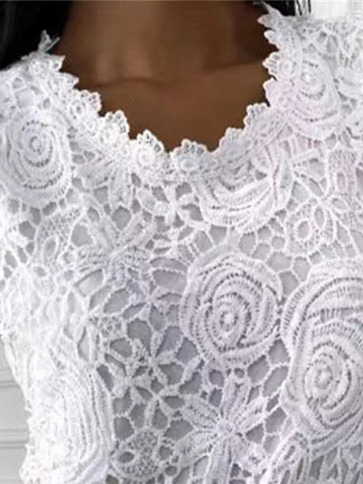 Floral Lace Short Sleeve Blouse, neckline detail