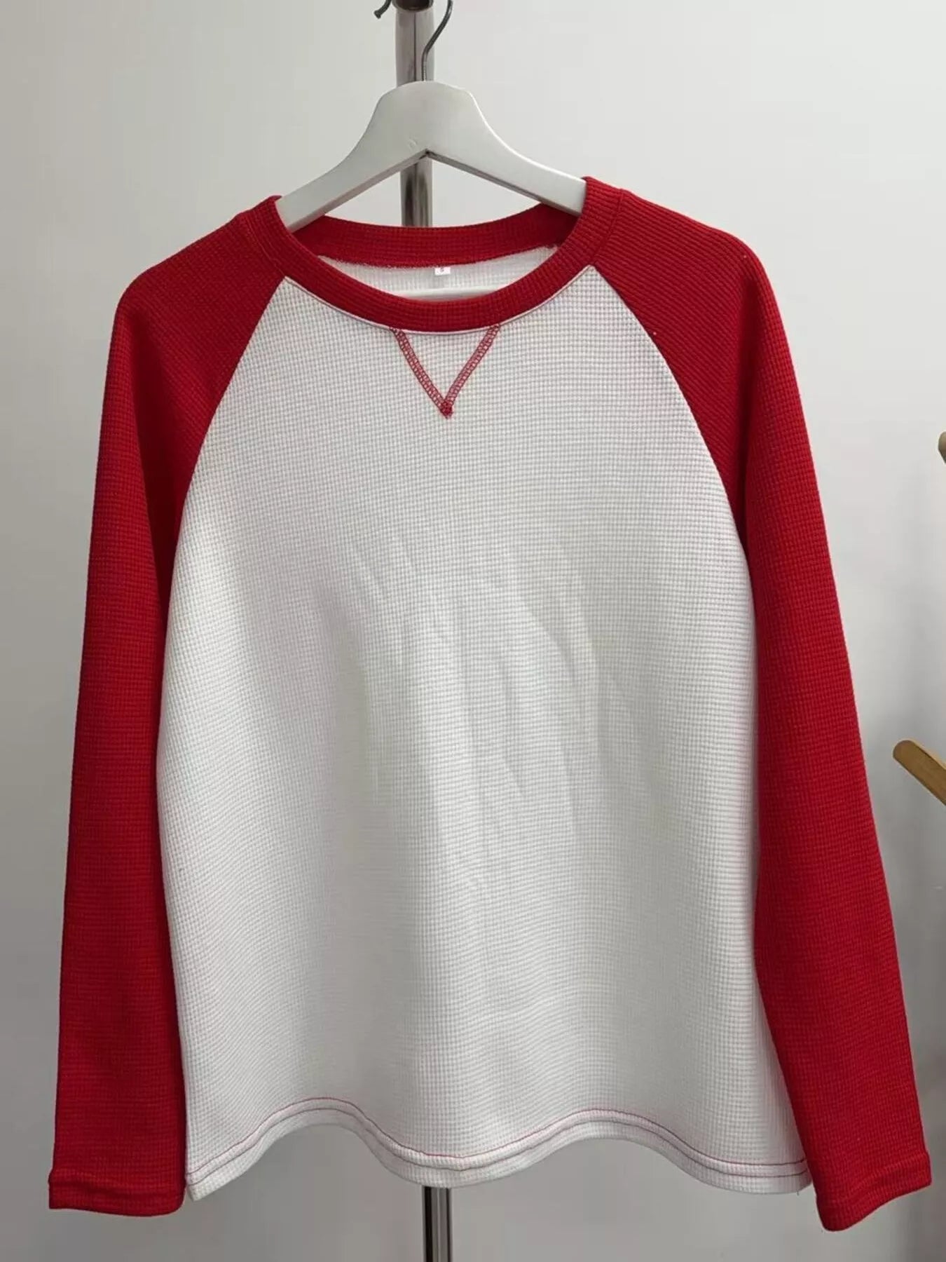 Trendsi Color-Block Raglan Long Sleeve T-Shirt -