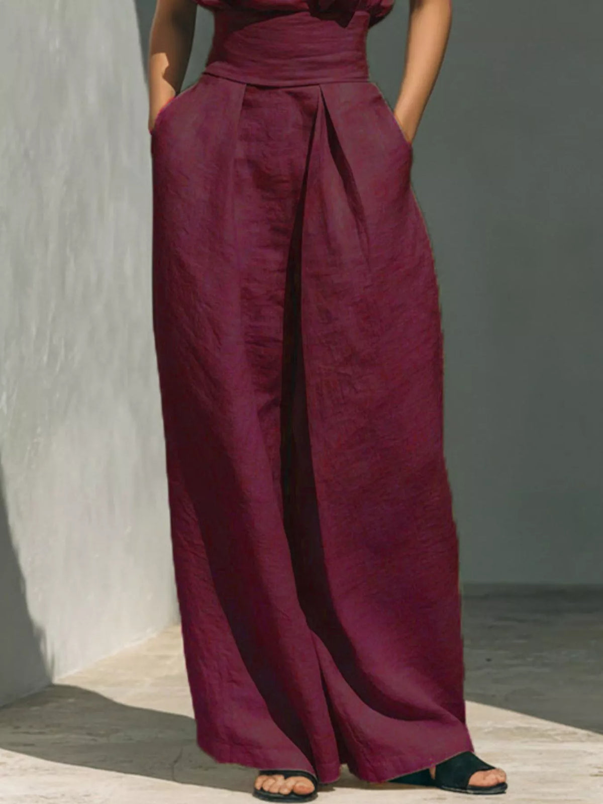 Turtleneck sleeveless top and wide-leg pants set