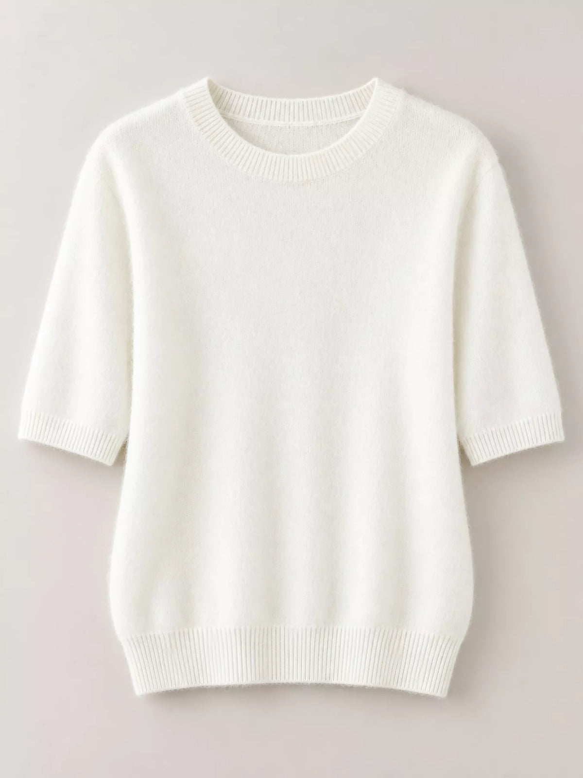 White round neck short-sleeve sweater