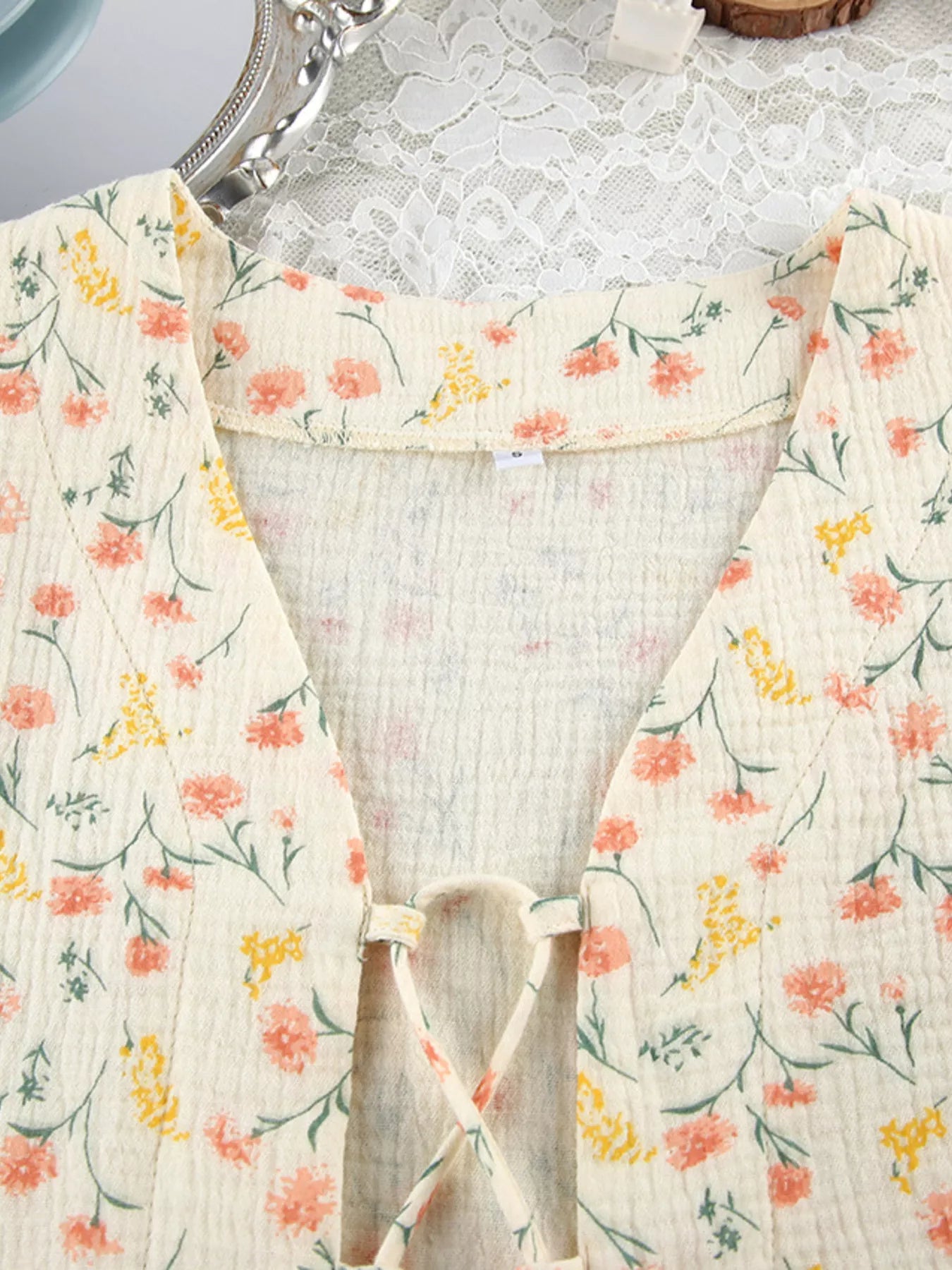 Trendsi Floral Print Crinkle Texture Tie-Front Top and Shorts Set -