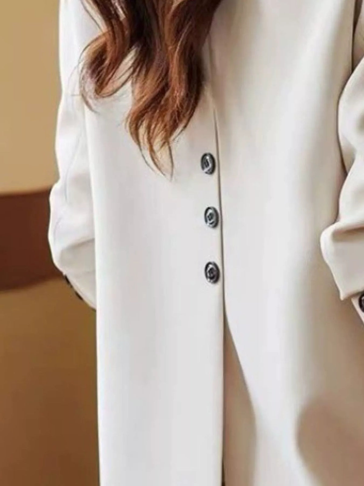 Collared long sleeve blazer, construction and design details
