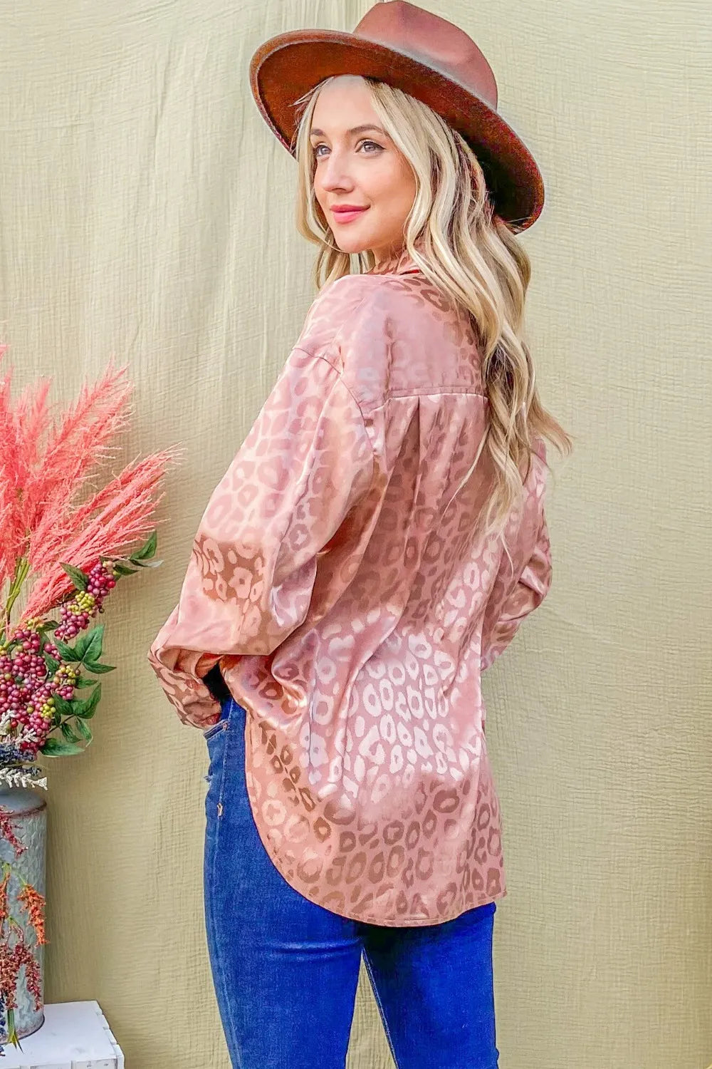 Women's apparel – product view 2