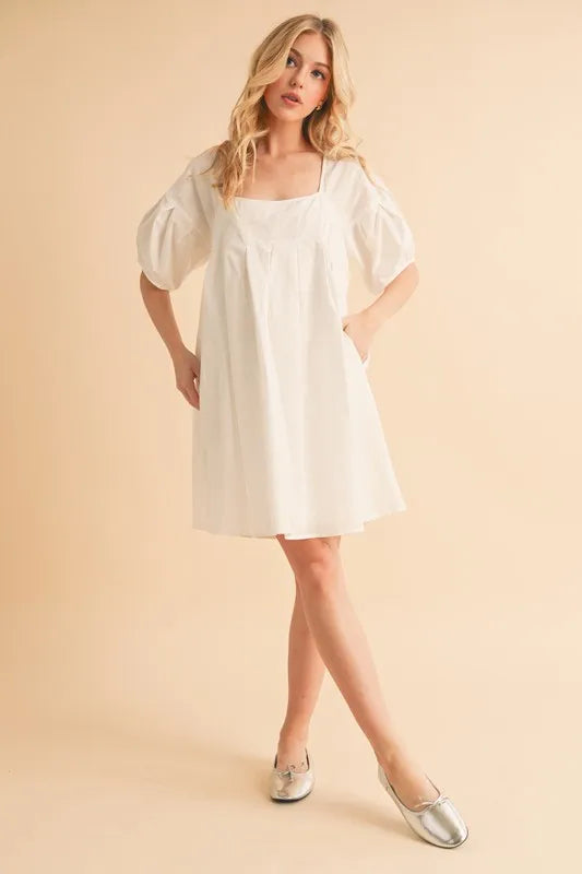 Women's apparel – product view 4