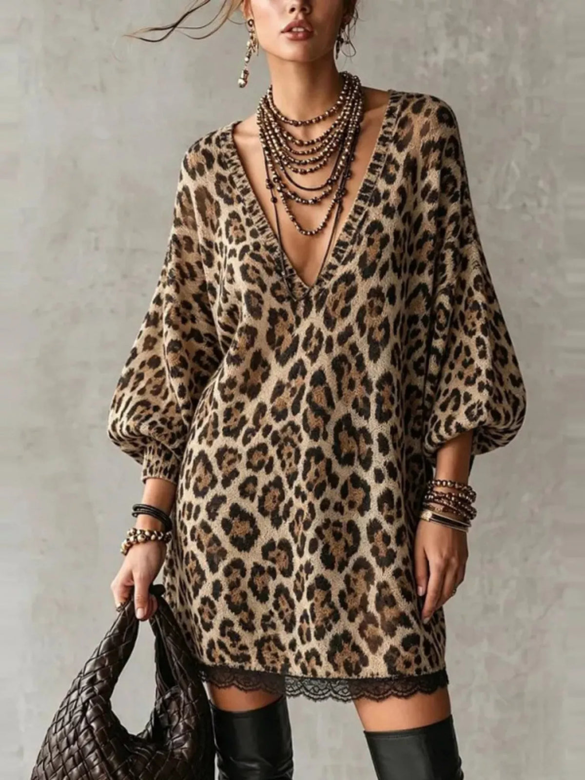 Brown leopard print leopard print v-neck dress with lace hem