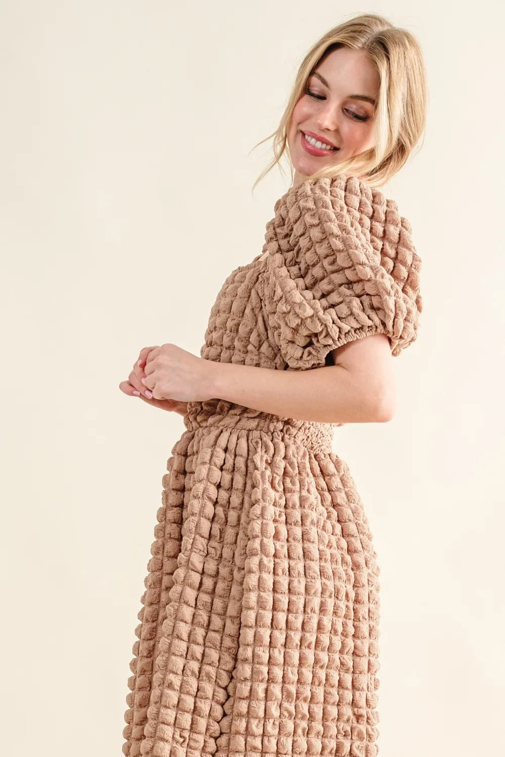 Women's apparel – product view 5