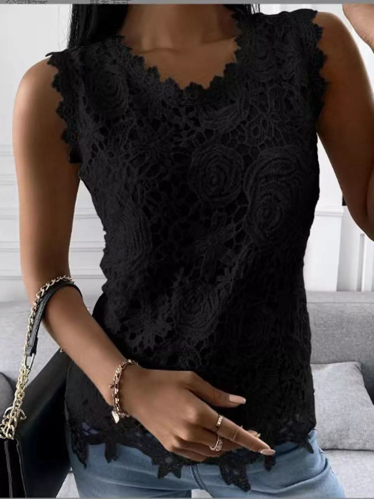 Floral Lace Sleeveless Top in wine red
