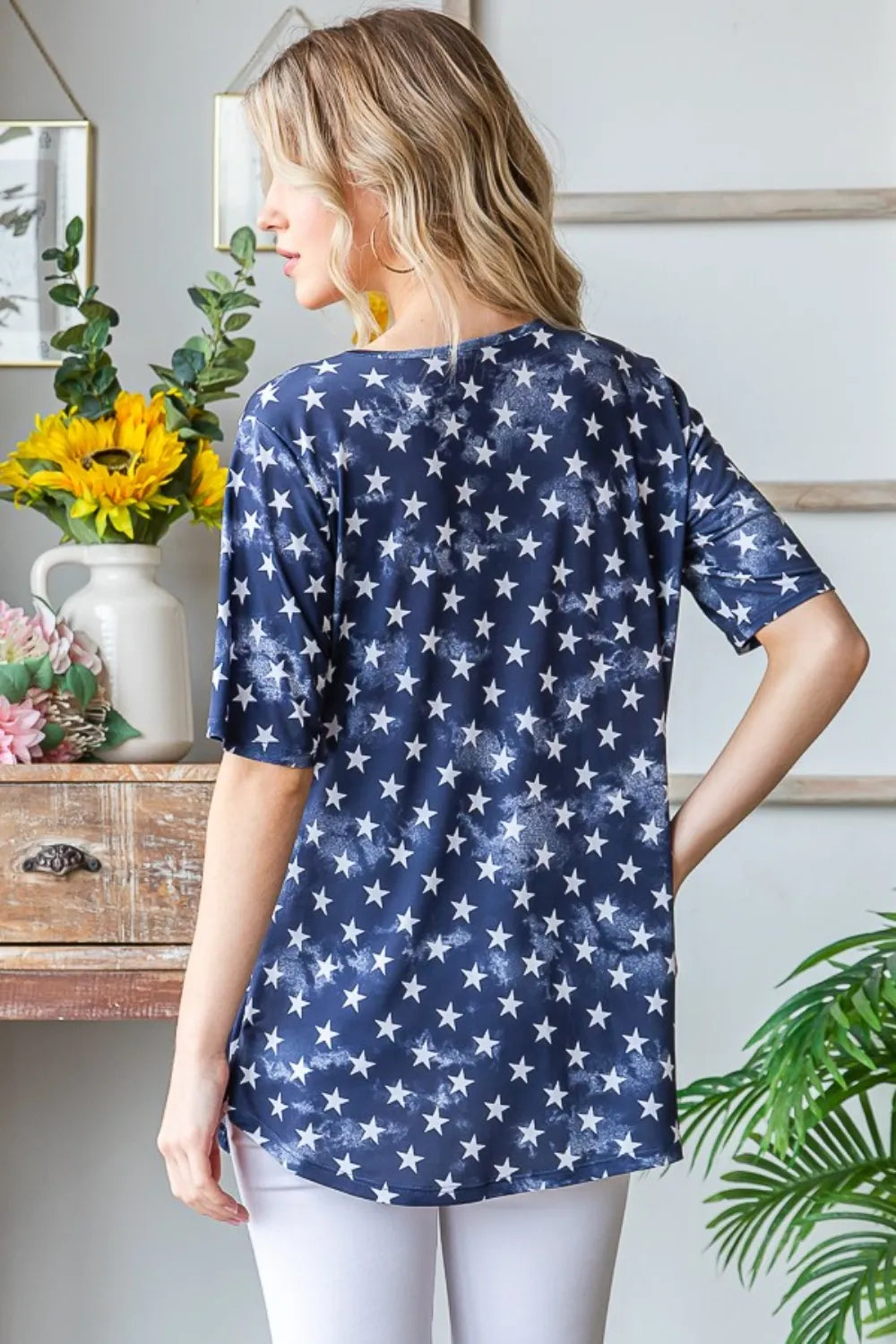 Women's top – product view 2