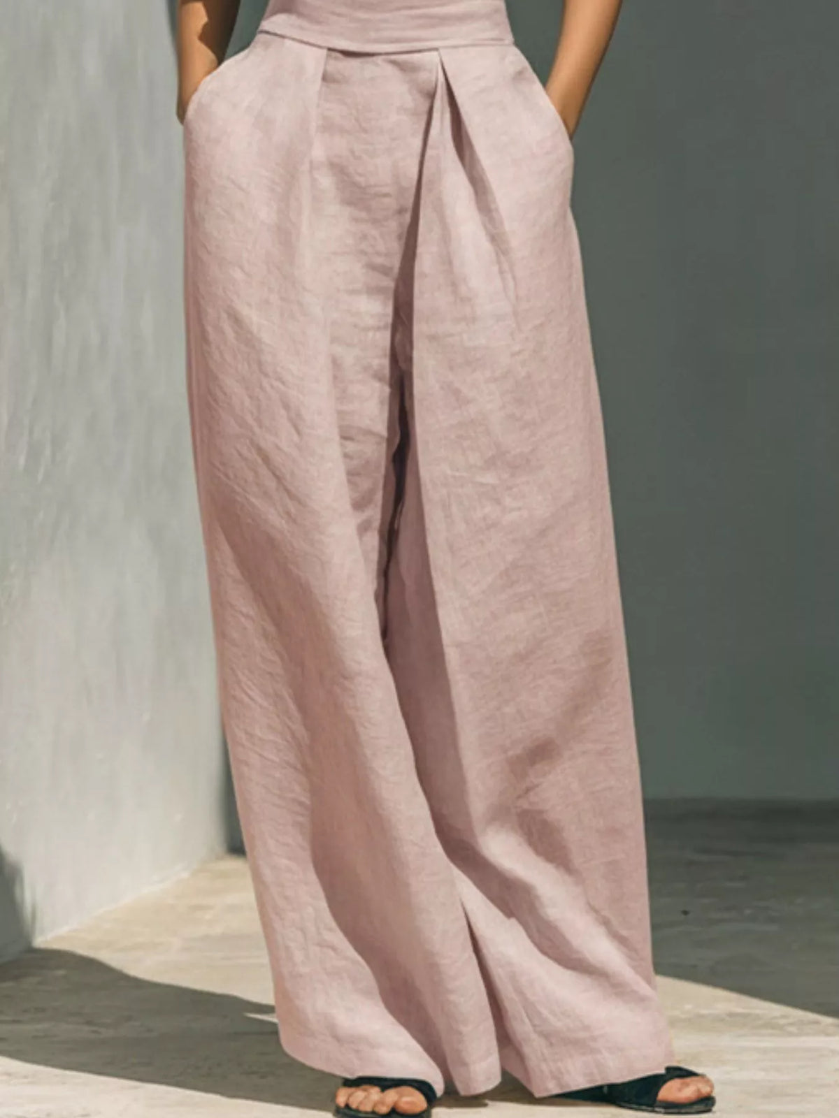 Turtleneck sleeveless top and wide-leg pants set