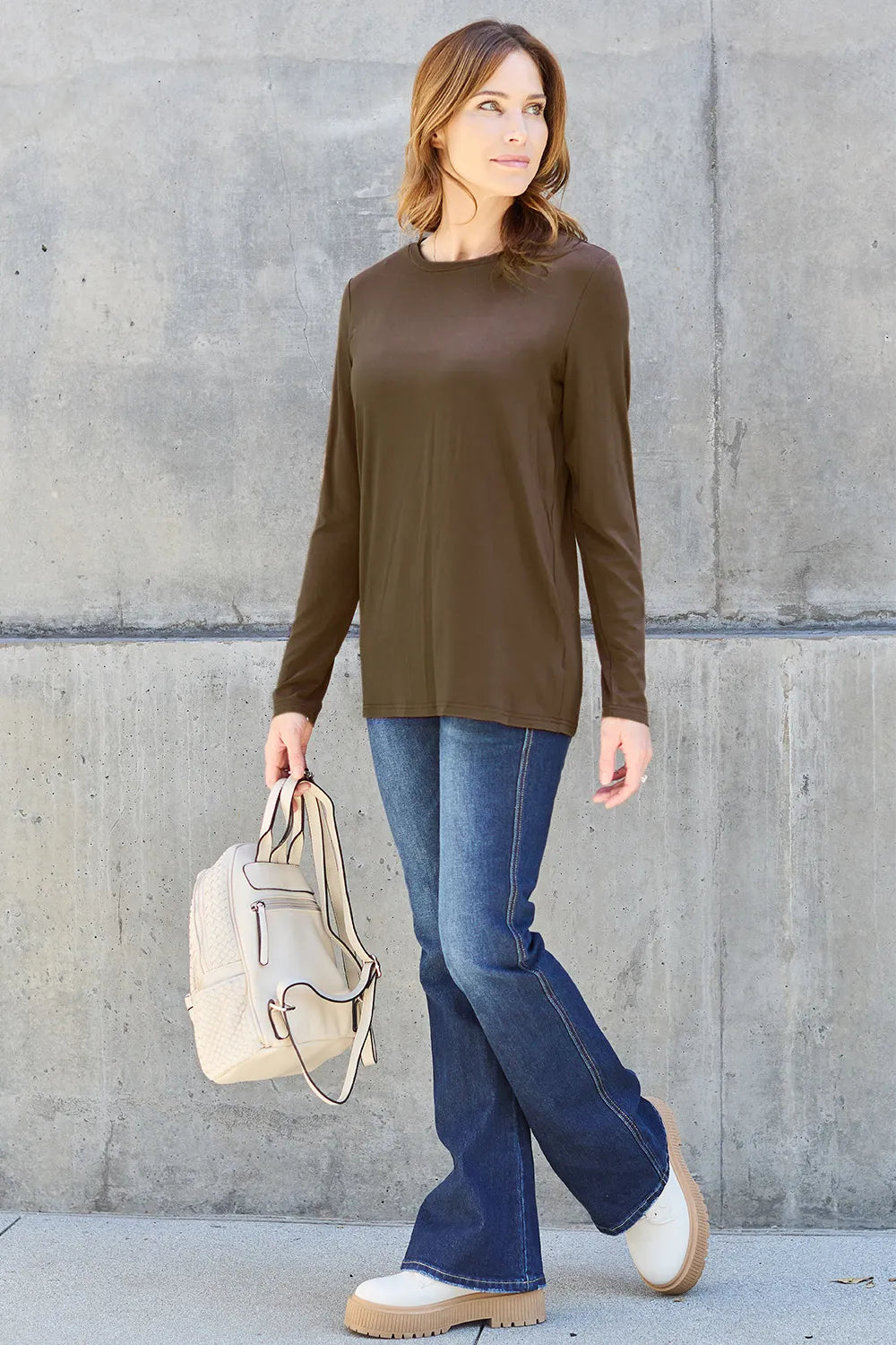 Women's apparel – product view 5