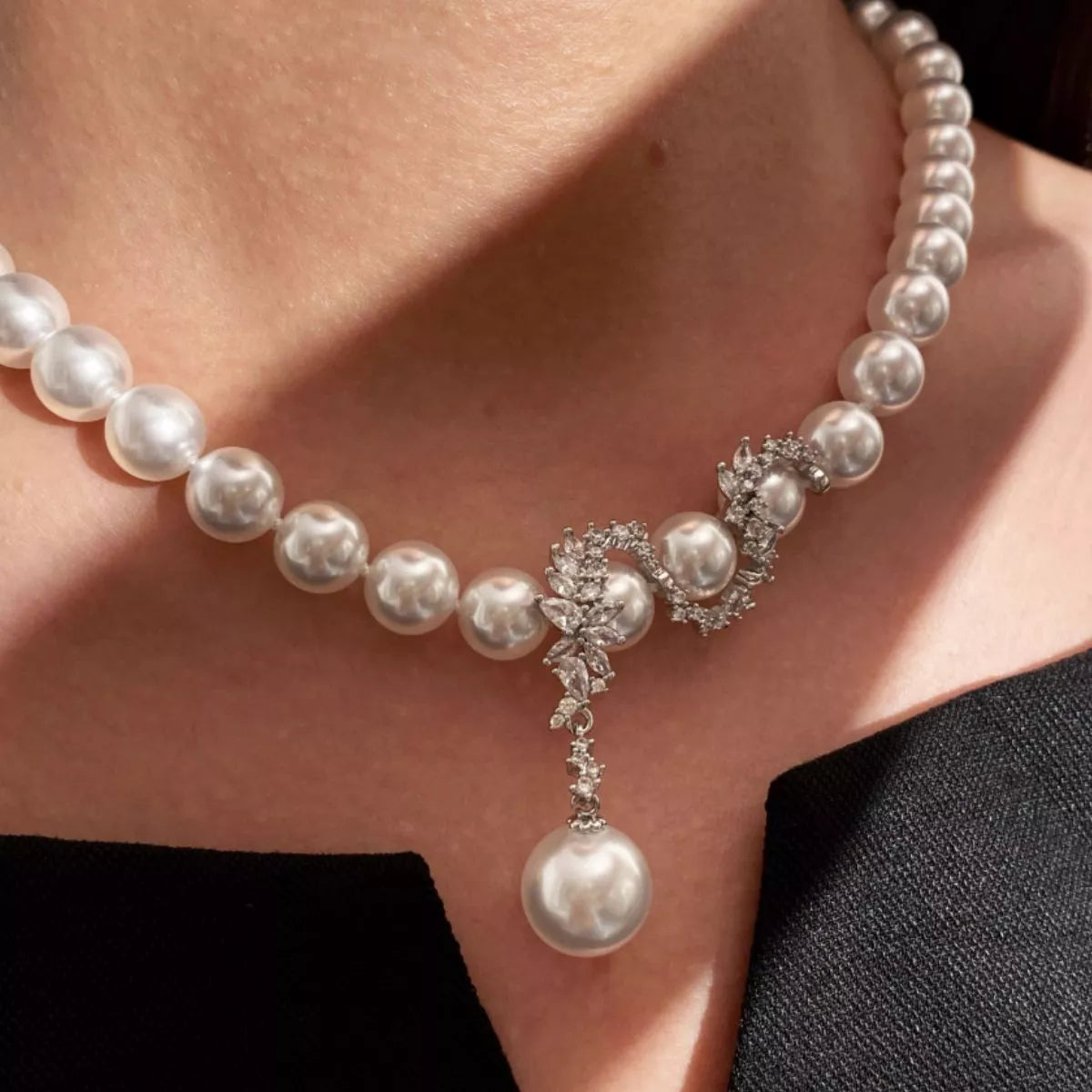 Women's Synthetic Pearl Beaded Zircon Drop Pendant Necklace