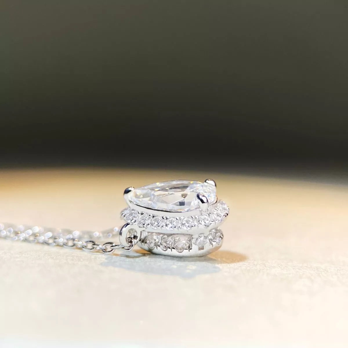 Trendsi 1.5 Carat 925 Sterling Silver Moissanite Teardrop Necklace -