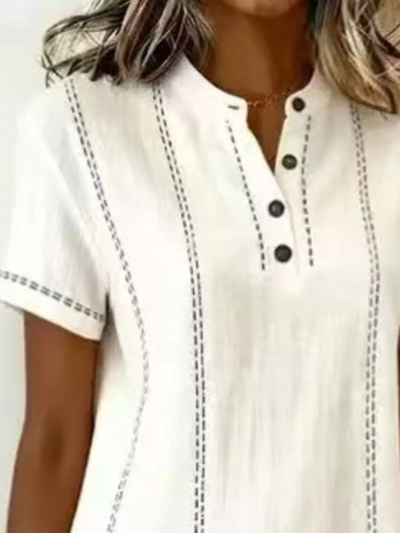 Button-detail short sleeve shift dress