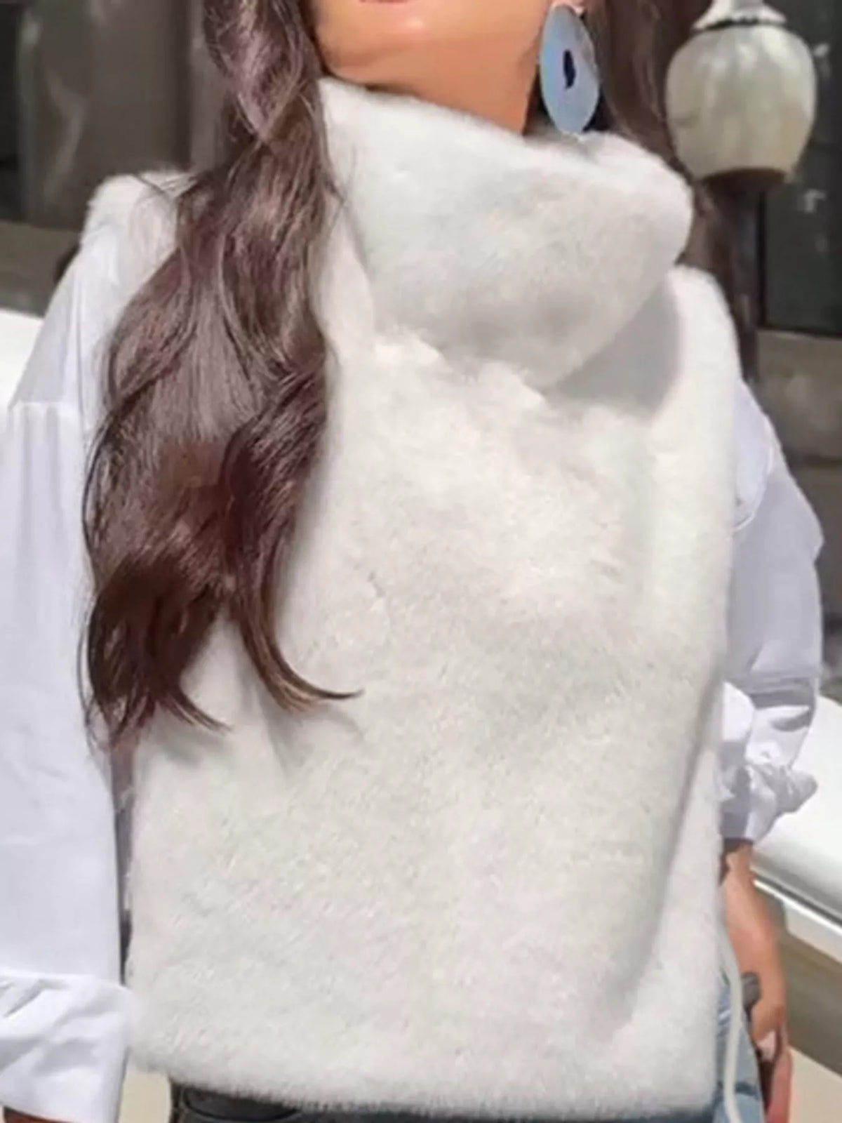 Plush turtleneck vest, ivory vest front
