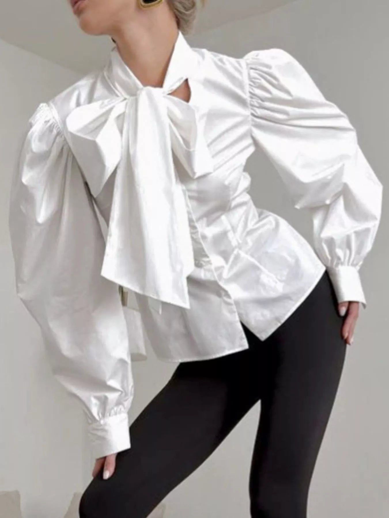Trendsi Bow Tie Puffed Sleeves Blouse -