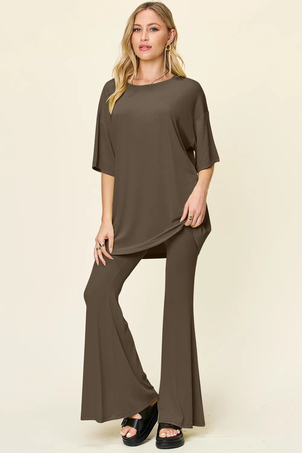 Women's clothing set – product view 9