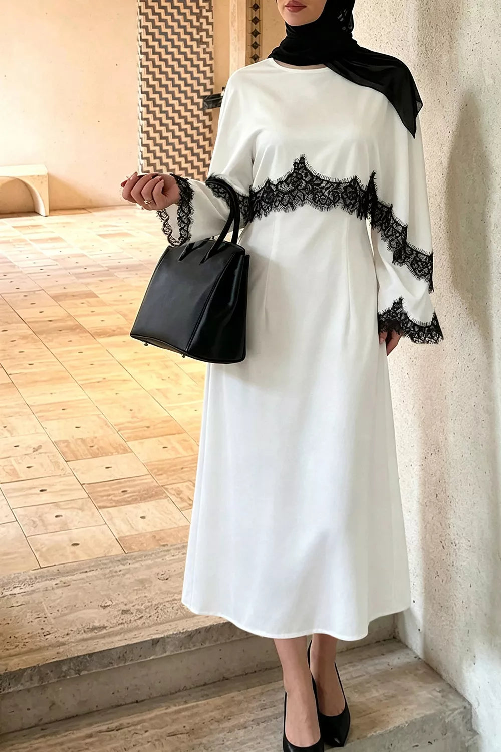 Lace trim round neck midi dress