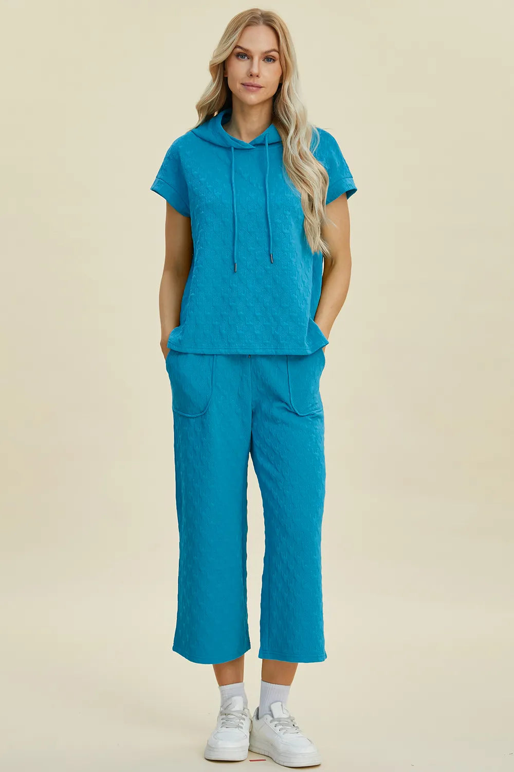 Women's clothing set – product view 1