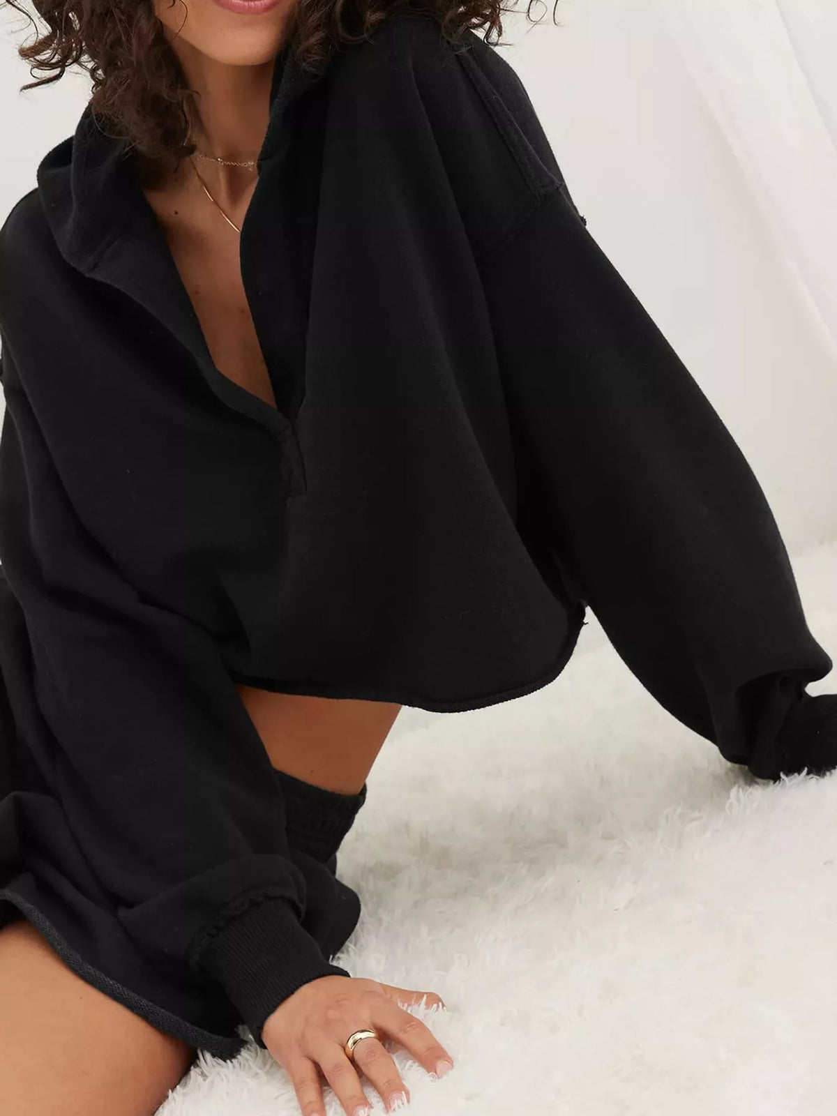 Black dropped shoulder cropped hoodie