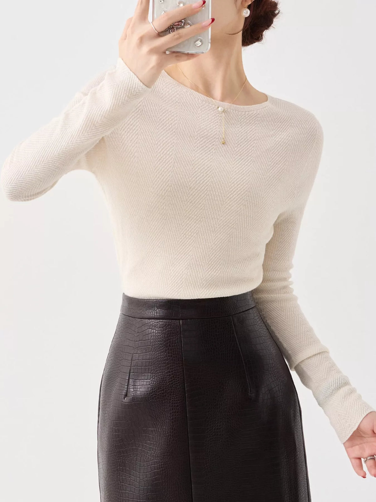 Cream herringbone knit sweater