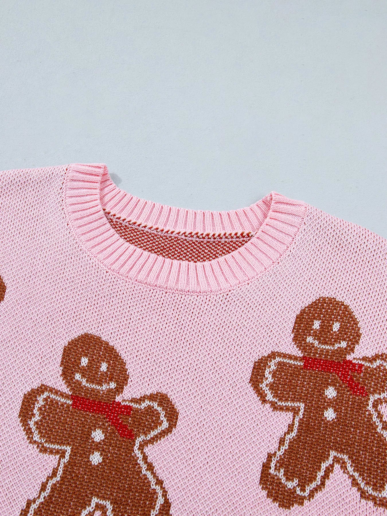 Gingerbread-pattern round-neck long sleeve sweater