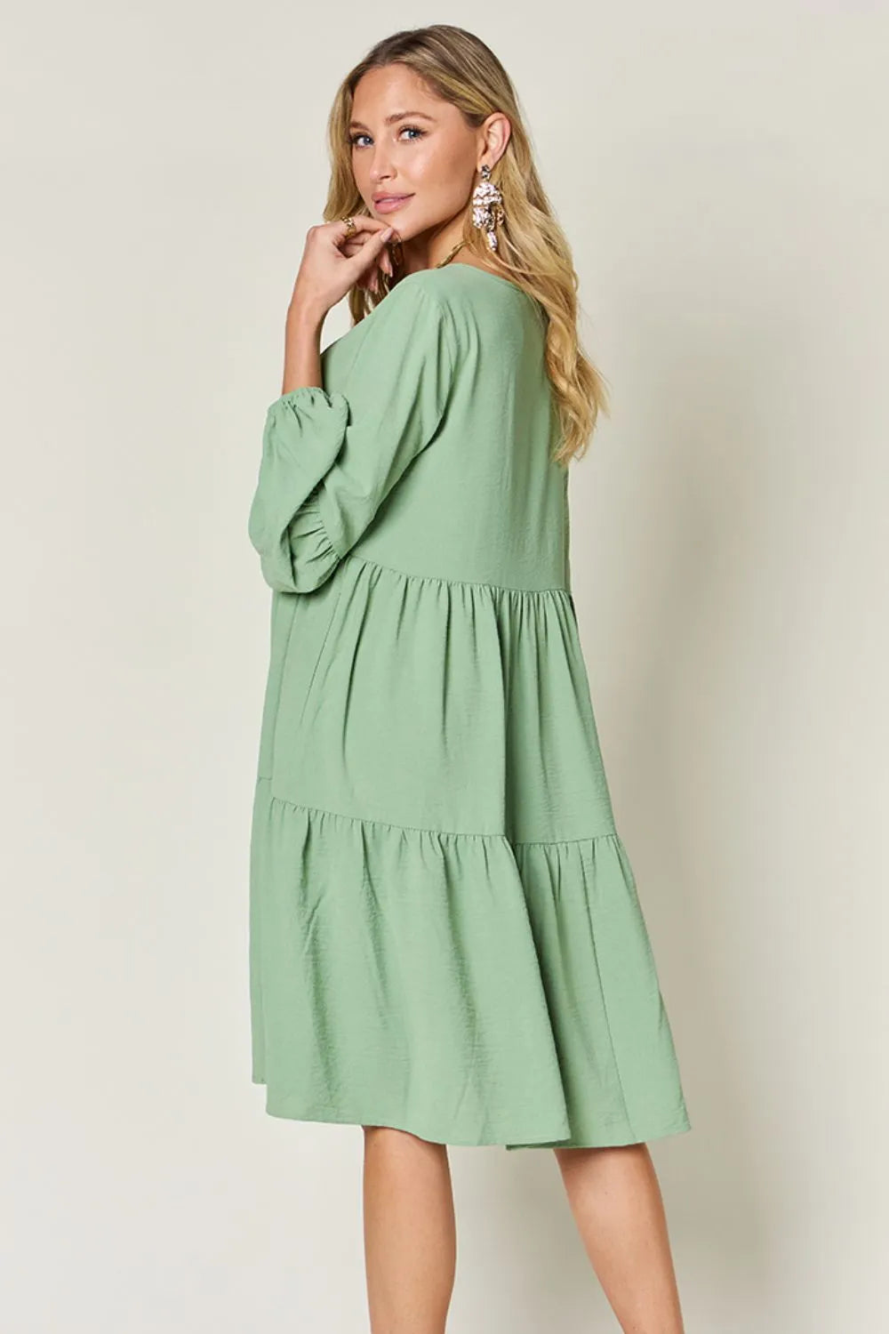 Women's apparel – product view 4