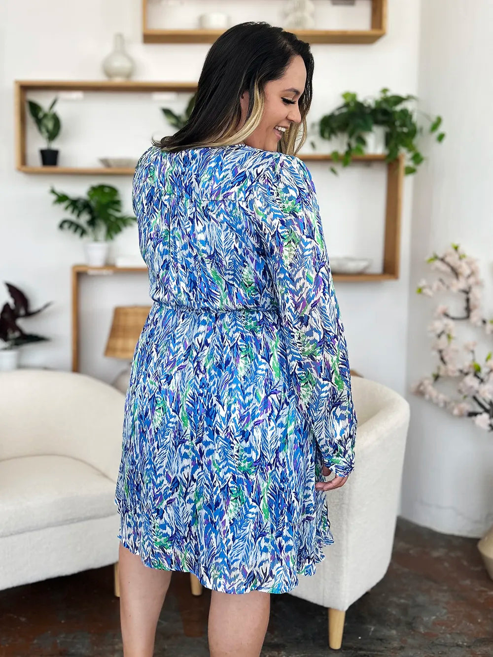Women's apparel – product view 12