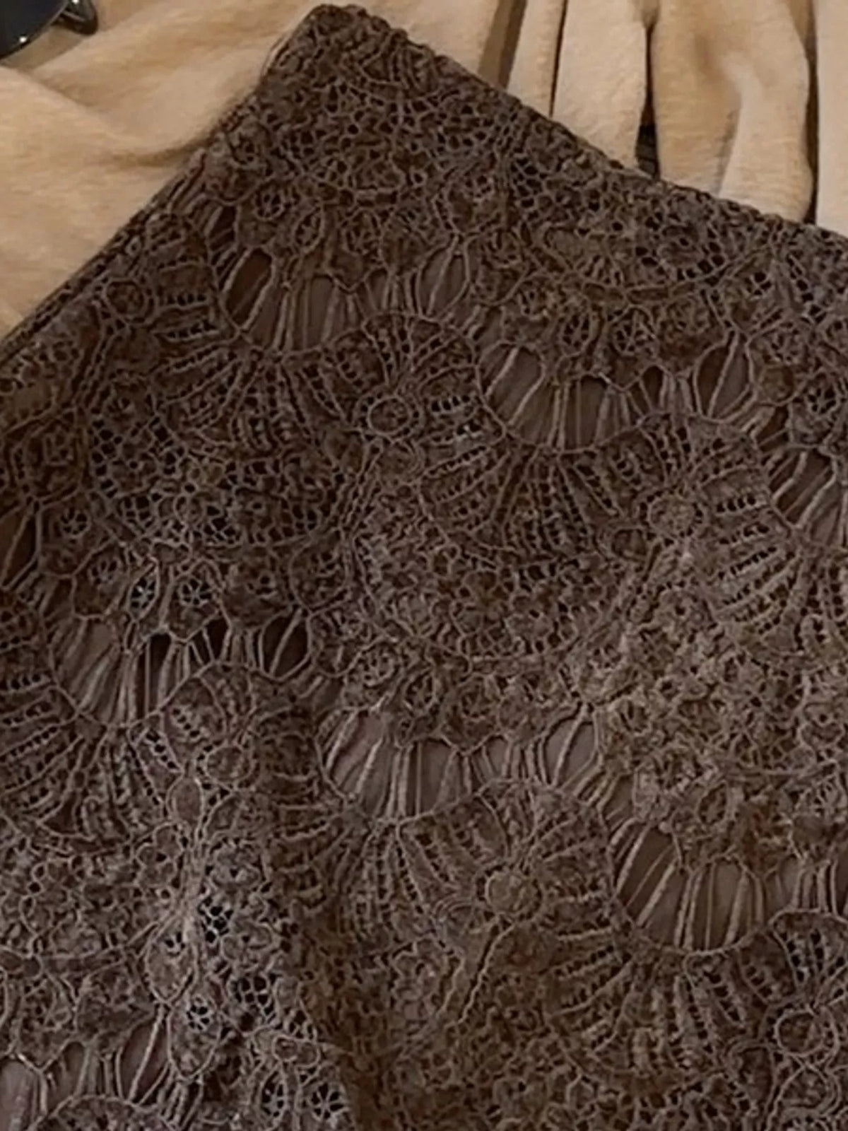 Lace Mini Skirt — construction details