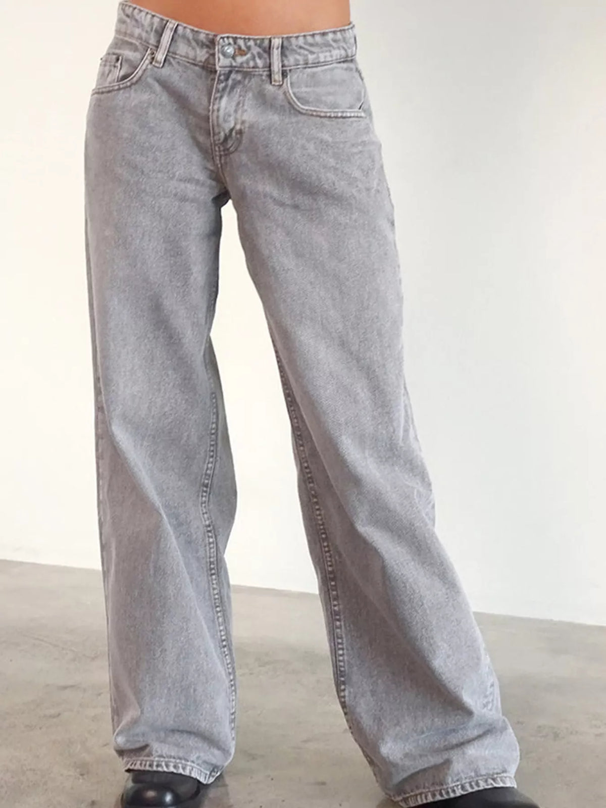 Wide-Leg Vintage Wash Jeans in light gray, front view