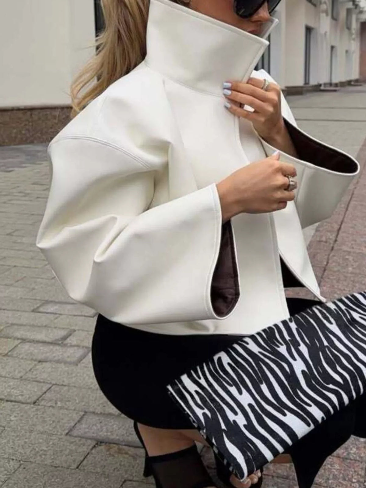 Mandarin neck long sleeve blazer, front view on model
