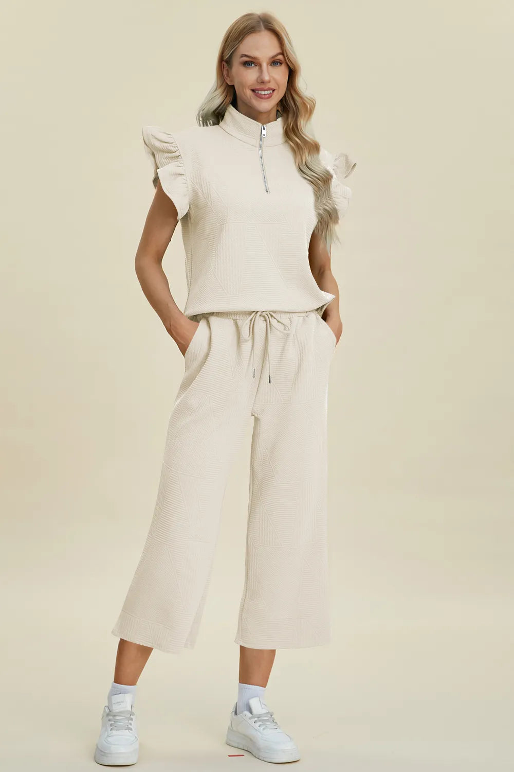 Women's clothing set – product view 1