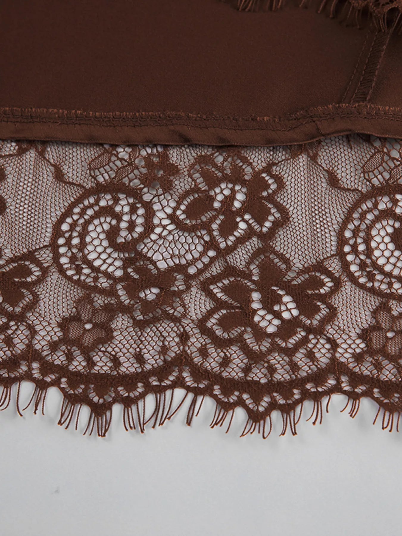 Trendsi Asymmetric Lace Hem Cami -