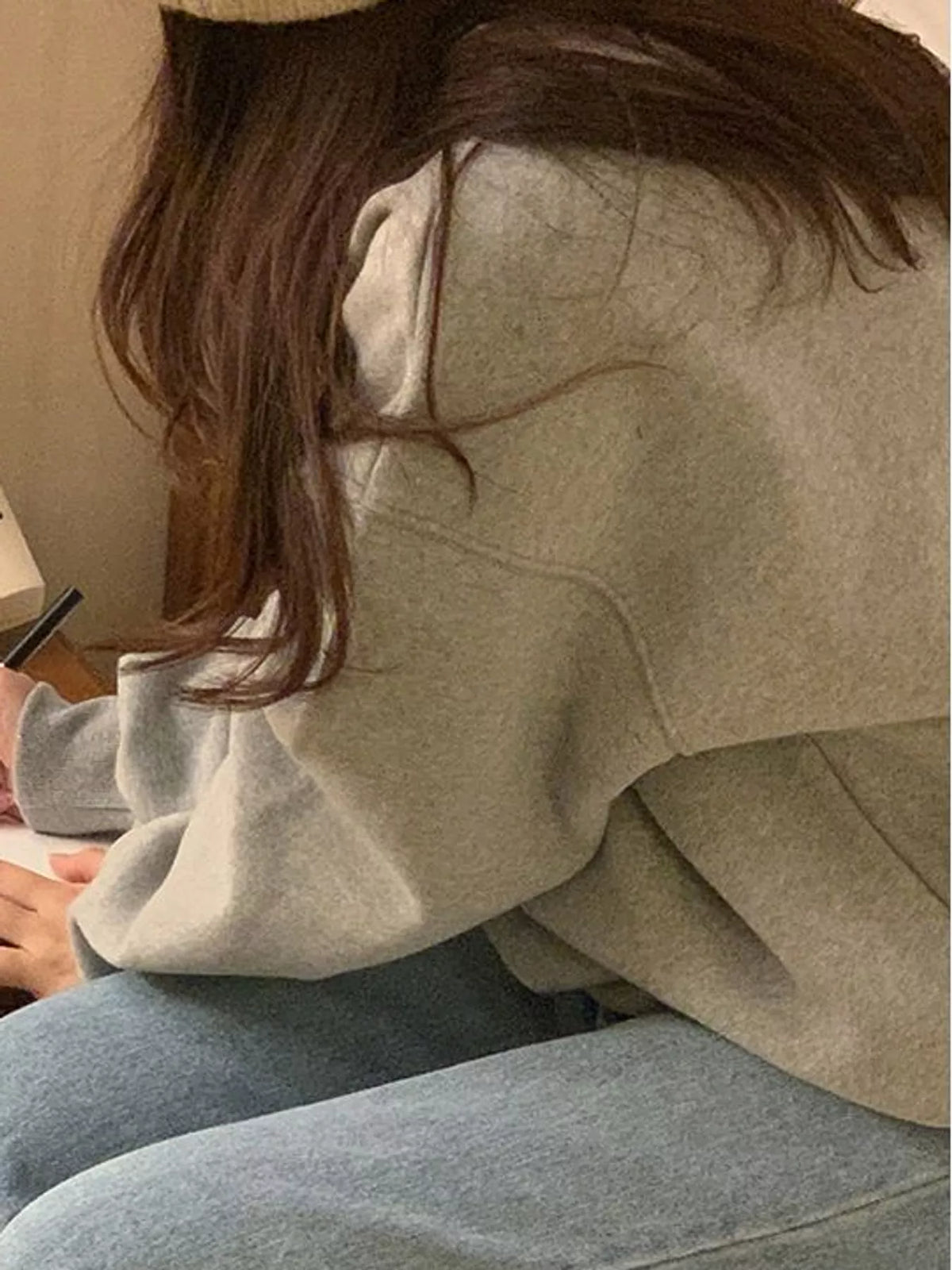 Oversized Graphic Crewneck Sweatshirt — side view