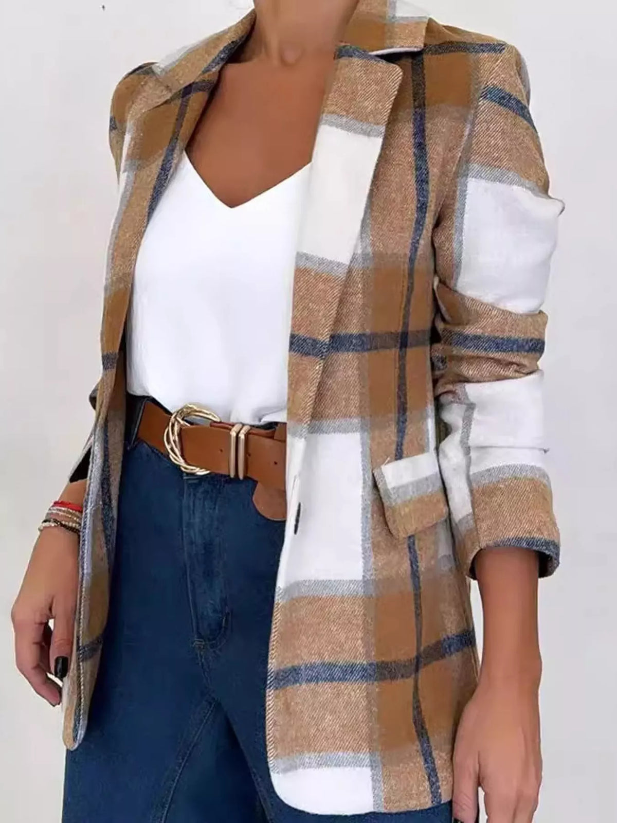 Classic Plaid Print Long Sleeve Blazer in camel