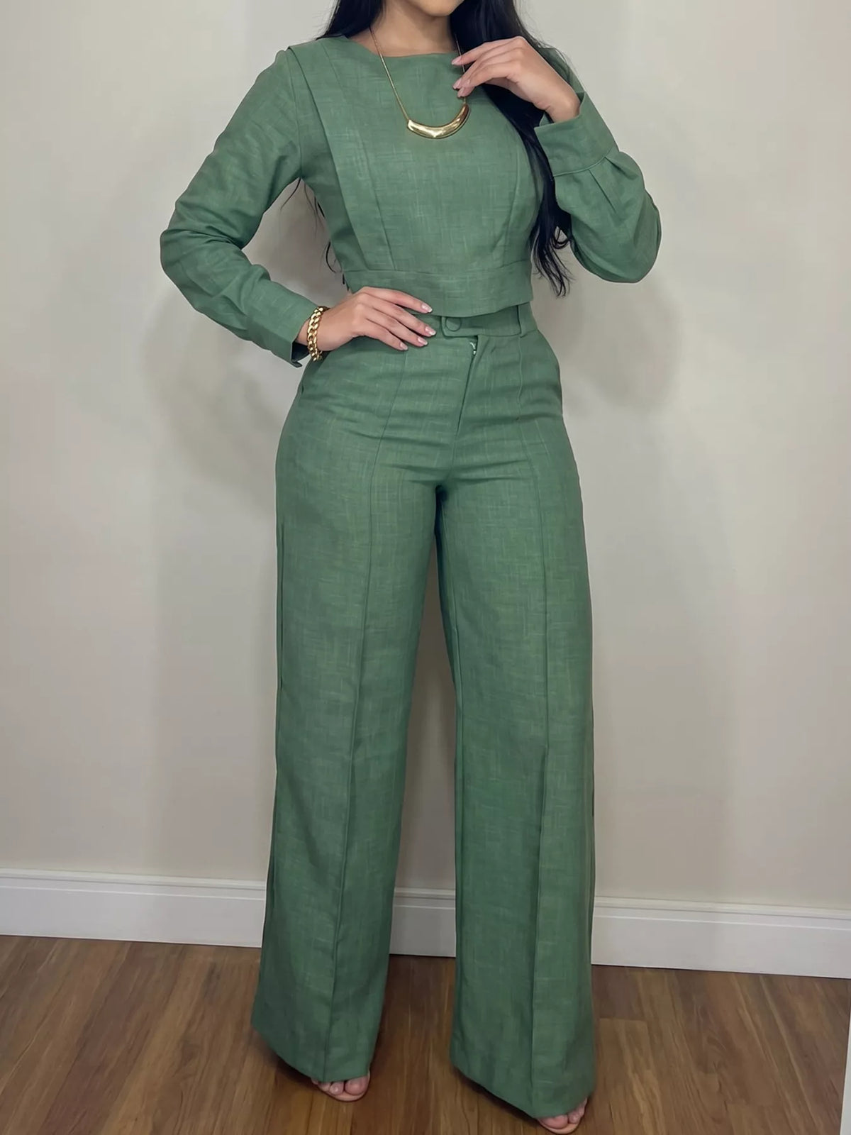 Crop Top and Wide-Leg Pants Set in green, front view