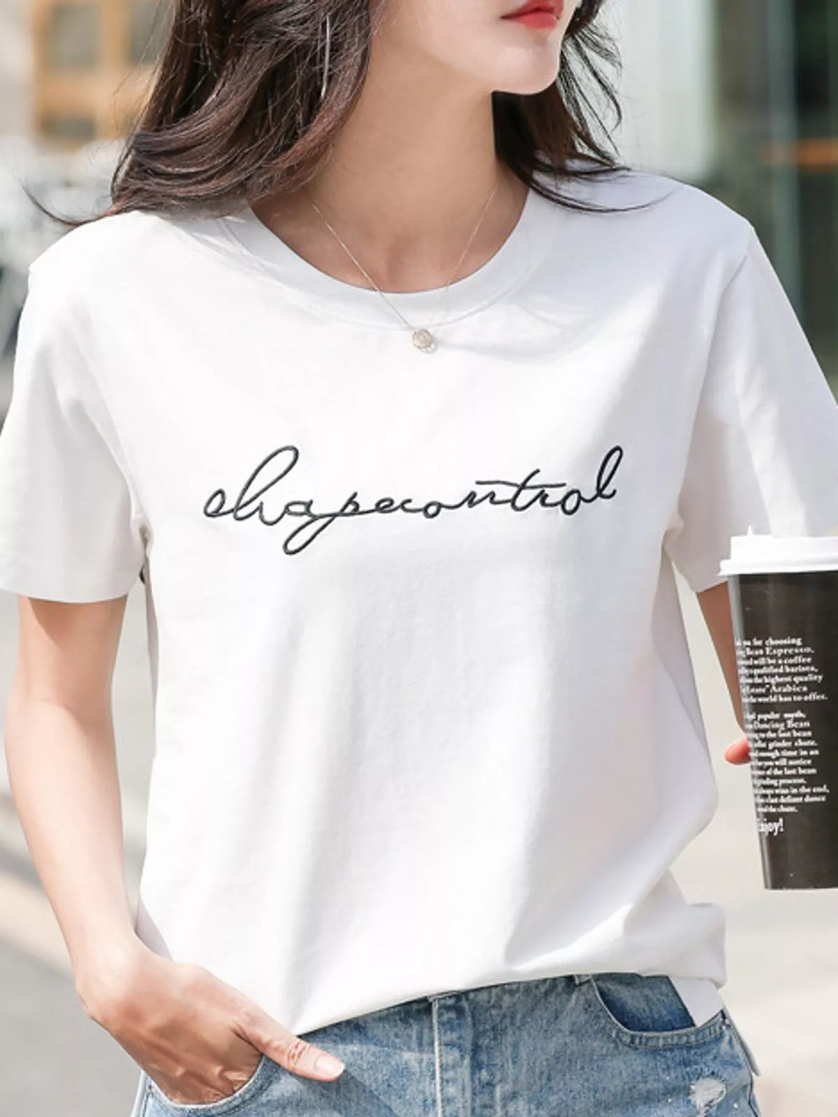 White letter embroidered round neck t-shirt