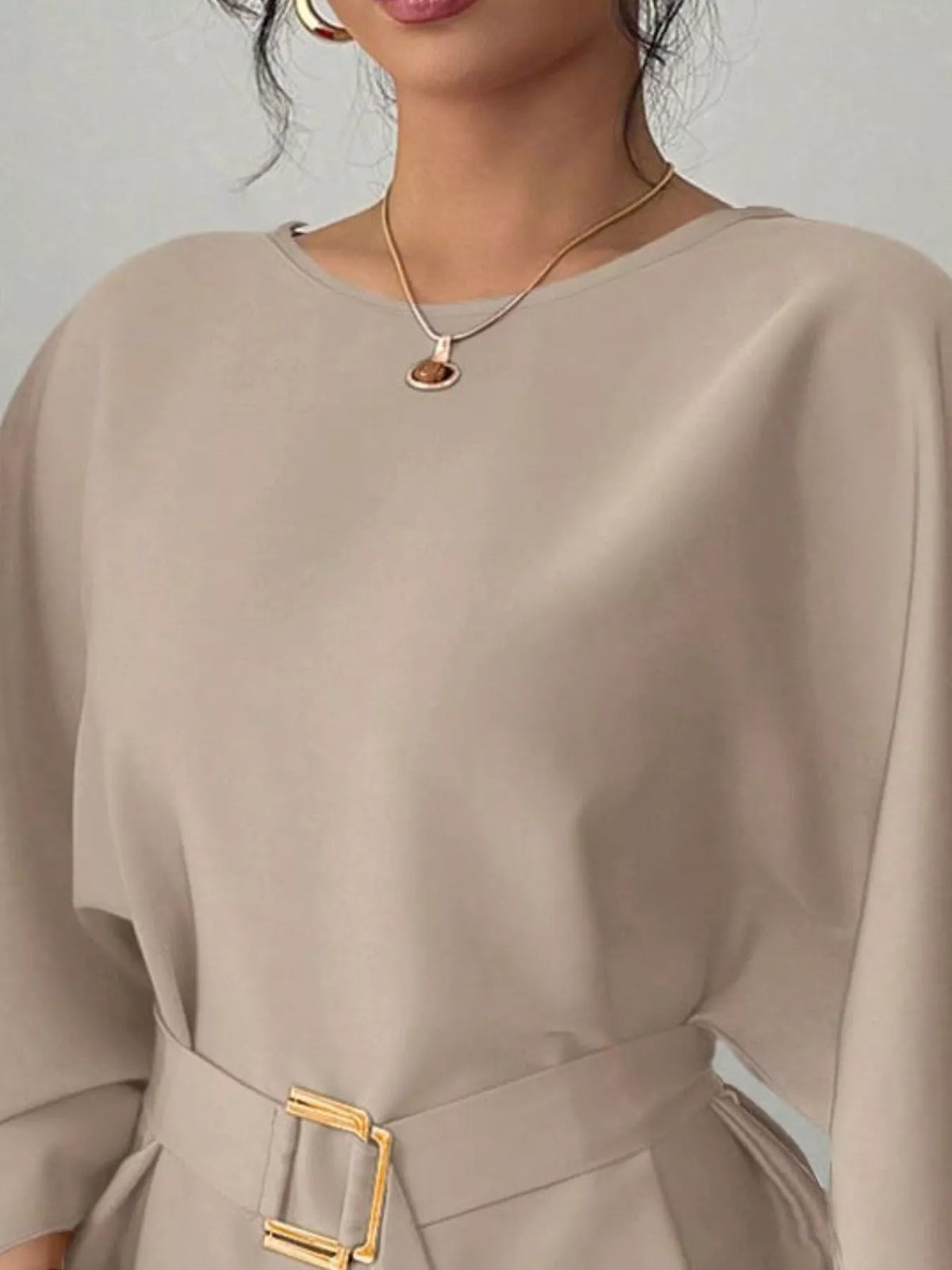 Round-neck belt batwing-sleeve blouse