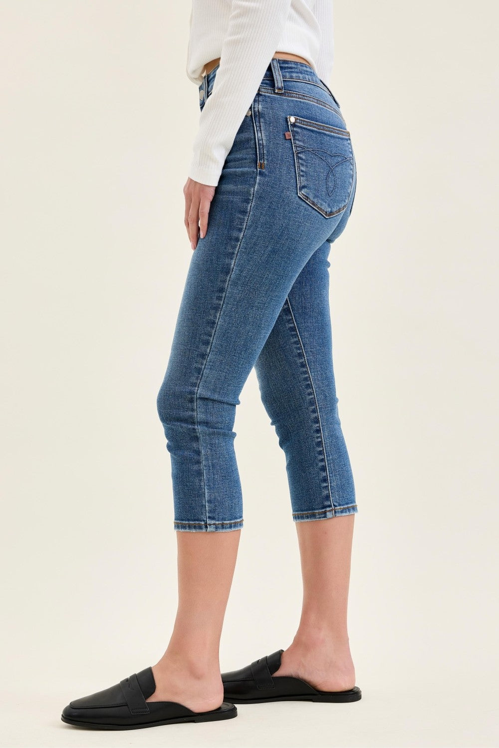 Women's jeans – product view 3