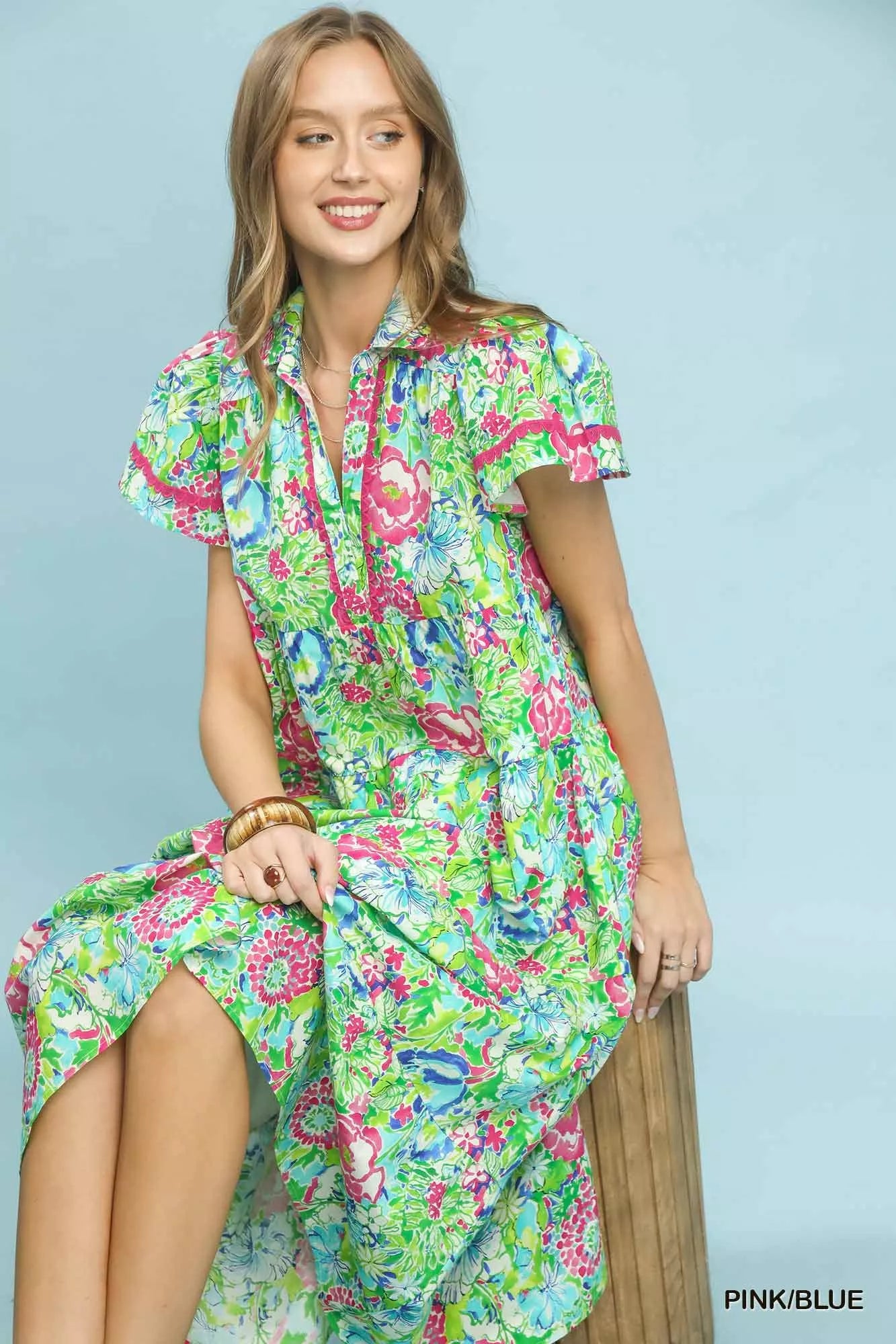 Women's apparel – product view 4