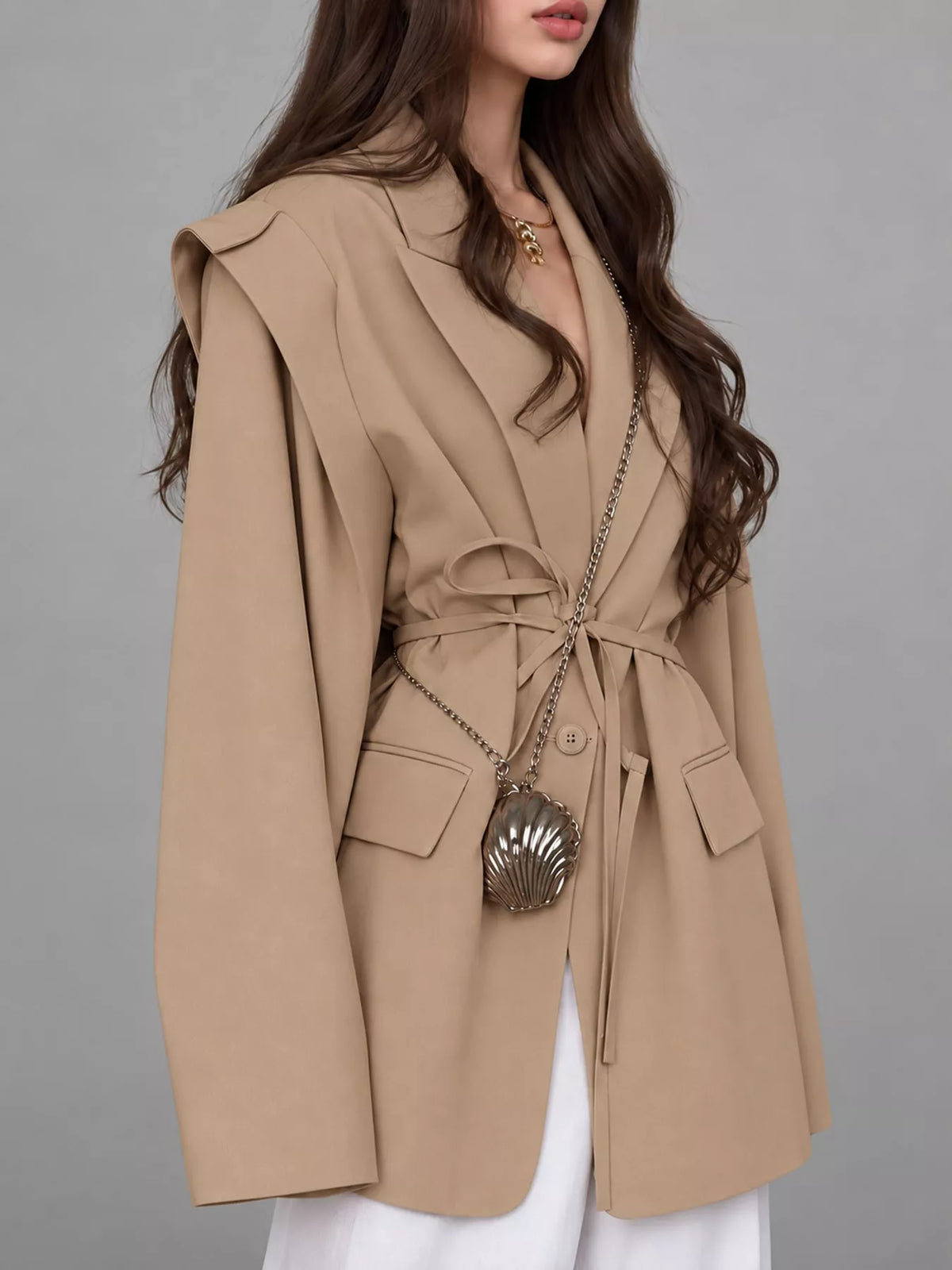 Collared long sleeve blazer, side view