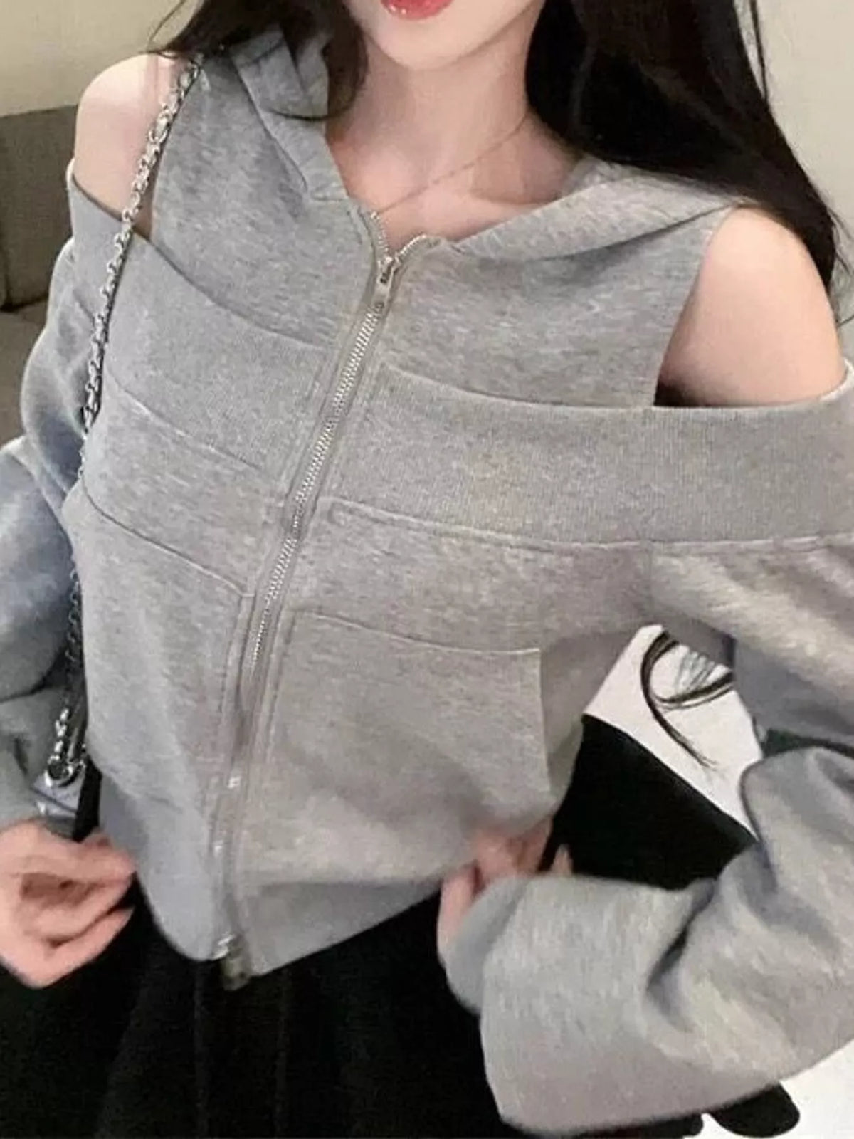 Cold-shoulder hoodie, gray front